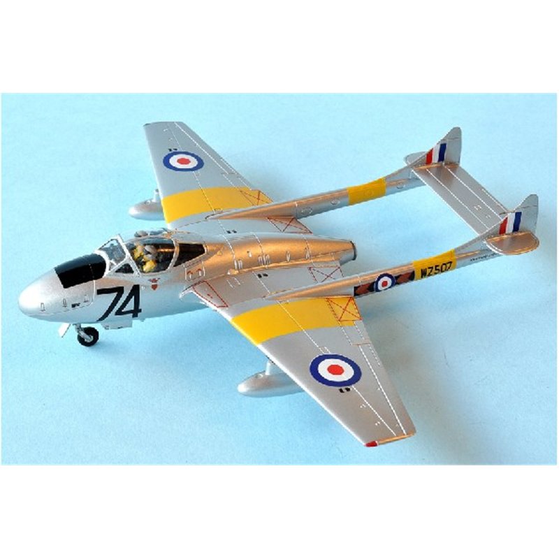 de Havilland Vampire T.11, 1:72 hanging gift set
