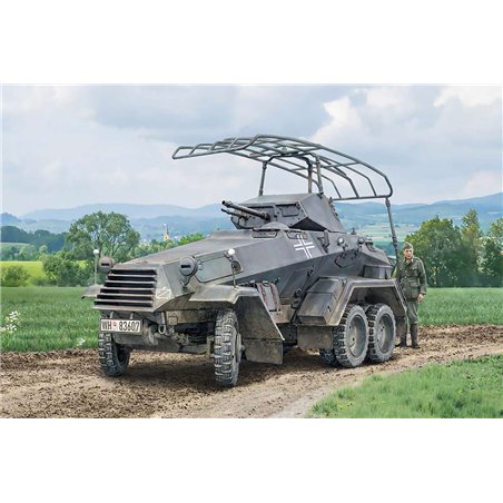 1:72 Sd.Kfz. 232. 6 Rad