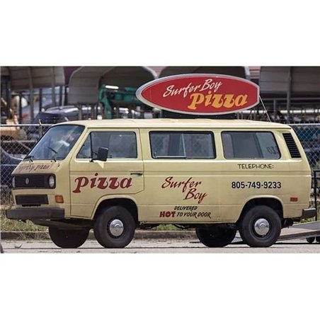 "Stranger Things" VW T3 Bus "Surfer Boy" 1:25