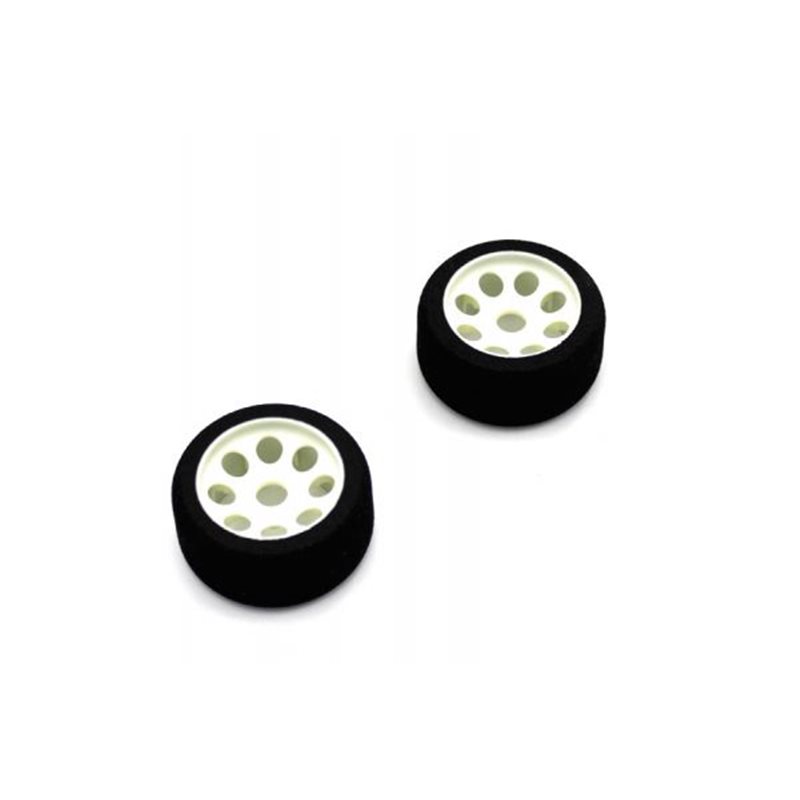 Front Tires Kyosho EP Fantom 4WD (2)