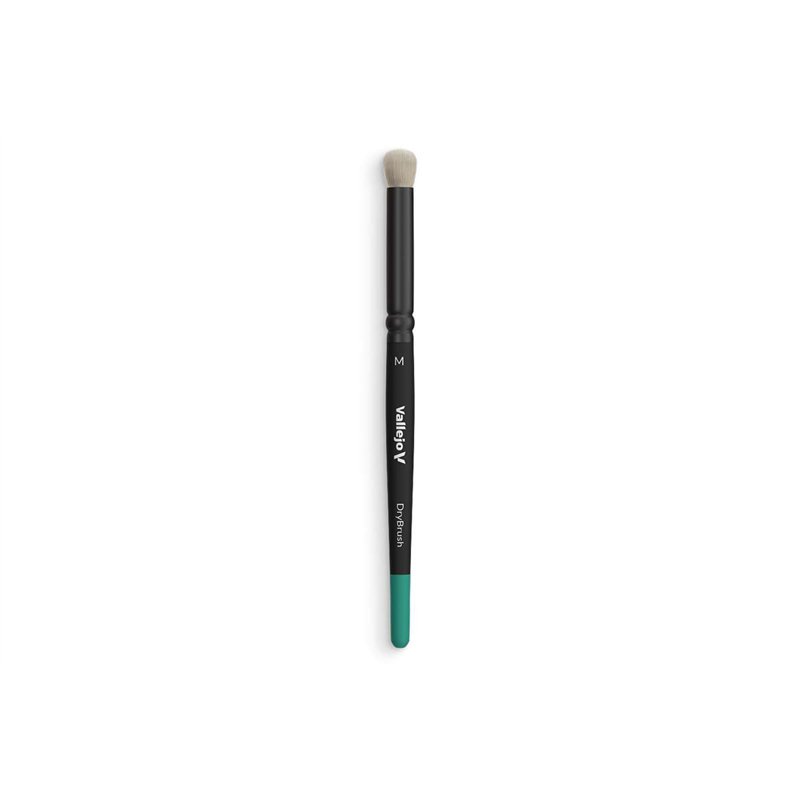 Brush round dry natural hair, medium