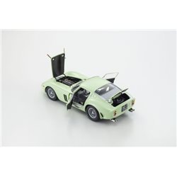 Kyosho 1:18 Ferrari 250 GTO Goodwood Tourist Trophy 1962 Nr.15 