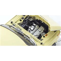 Kyosho 1:18 BMW 2002 Tii 1972 Cream