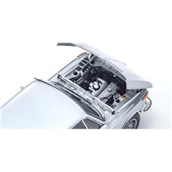Kyosho 1:18 BMW 2002 Tii 1972 Silver