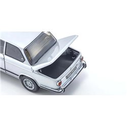 Kyosho 1:18 BMW 2002 Tii 1972 Silver