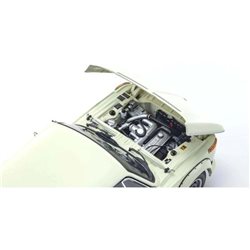 Kyosho 1:18 BMW 2002 Turbo 1974 White