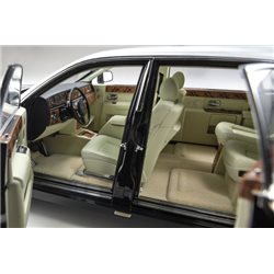Kyosho 1:18 Rolls-Royce Phantom EWB 2012 Black Silver