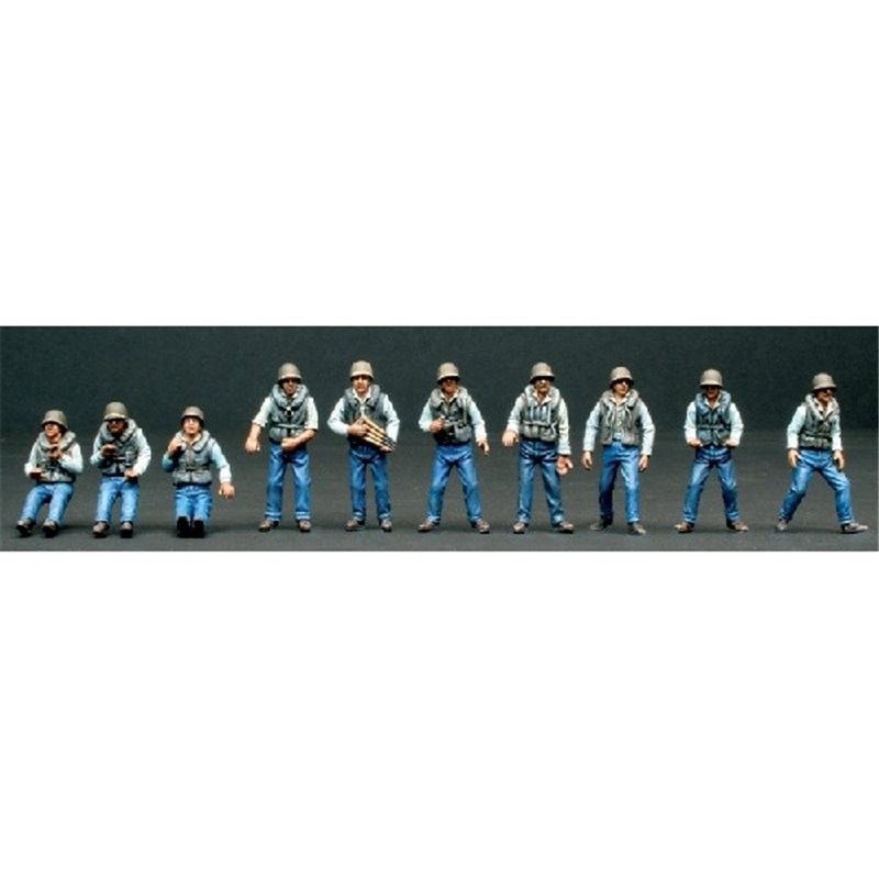 1:35 ELCO 80' PT BOAT CREW