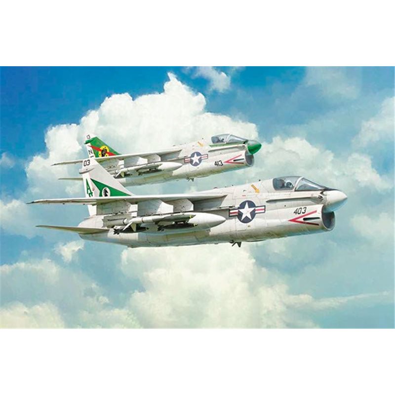 1:72  A-7E Corsair II 