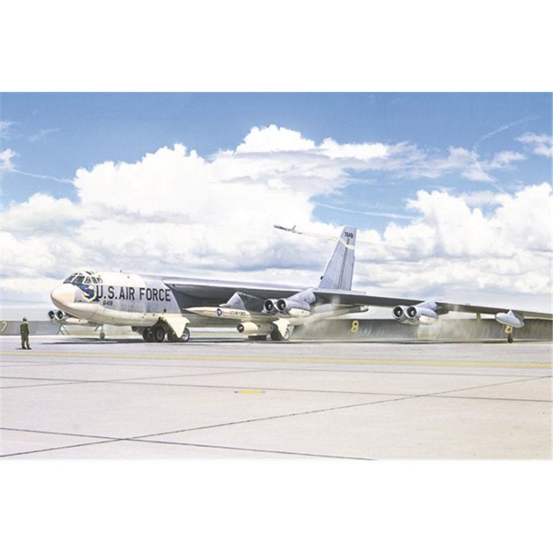 1:72 B-52G Stratofortress Early version with Hound