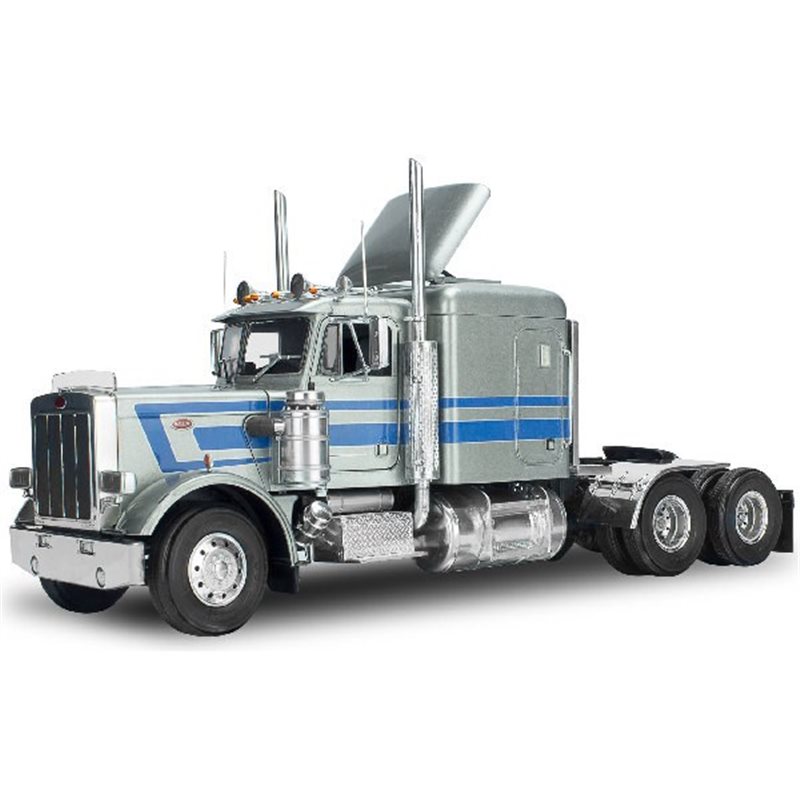 Peterbilt 359 truck