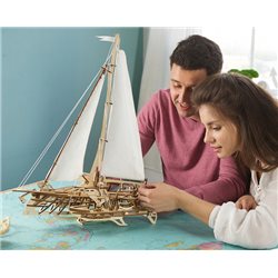Ugears Trimaran Merihobus