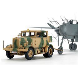 1/48 German Heavy Tractor SS-100