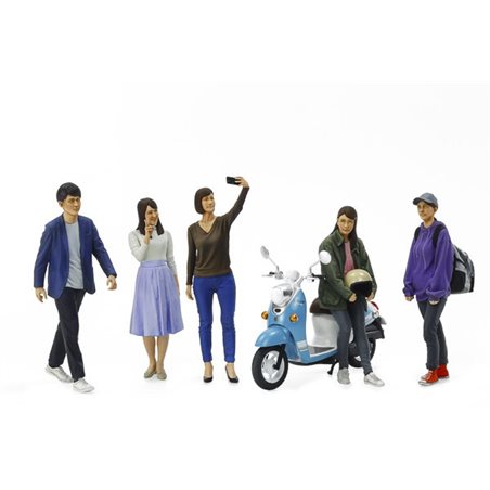 1:24 Campus Friends Set 2