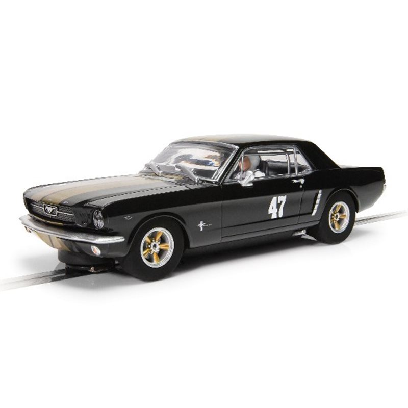 Ford Mustang - Black and Gold 1:32