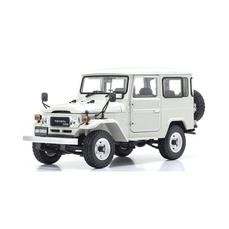 Kyosho 1:18 Toyota Land Cruiser 40 Van (BJ42V) 1980 White